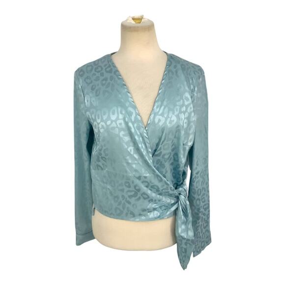 Something New Mia Satin Long Sleeve Wrap Top Blue Size Large NWOT $40 MSRP - Picture 2 of 8